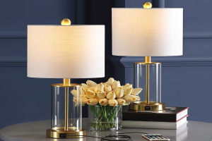 Modern Elegance: Translucent Glass Table Lamp